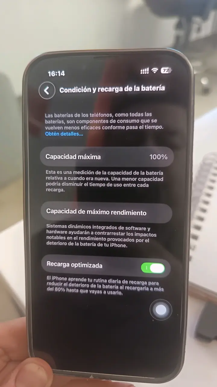 iPhone 13 128GB blanco en buen estado - 2