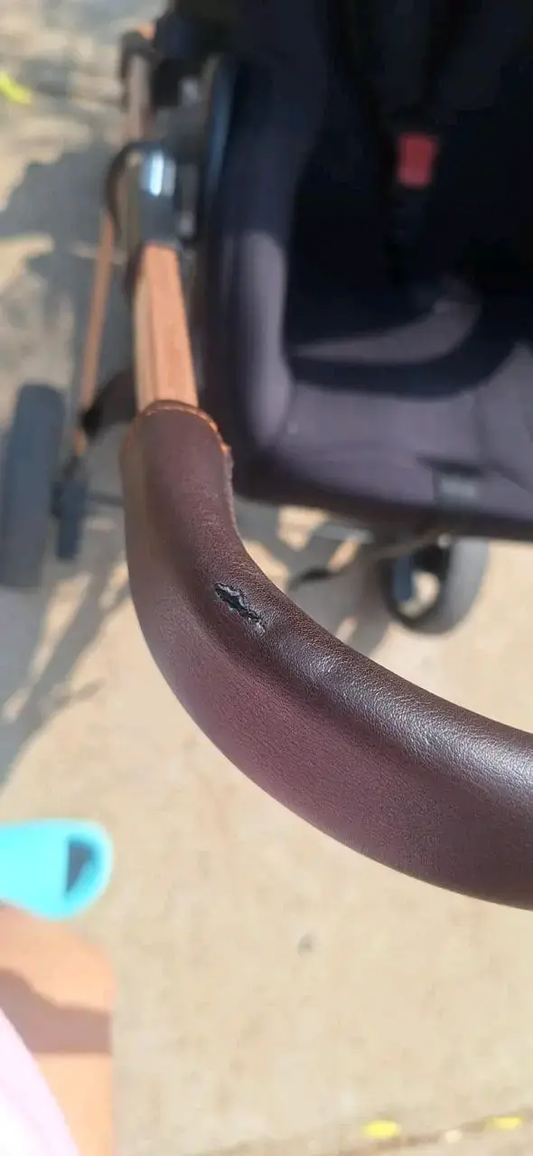 Coche de bebé con silla de auto, marca Bebesit - 2