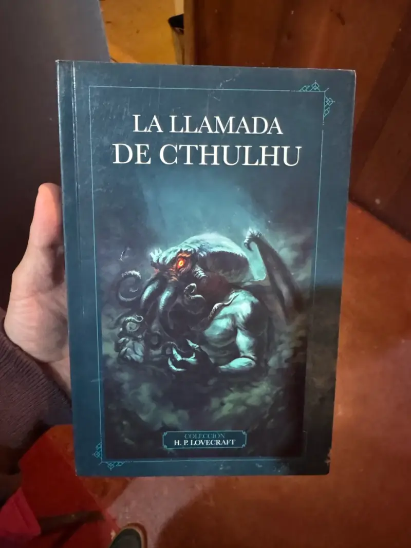 Libro 'La llamada de Cthulhu' de H.P. Lovecraft