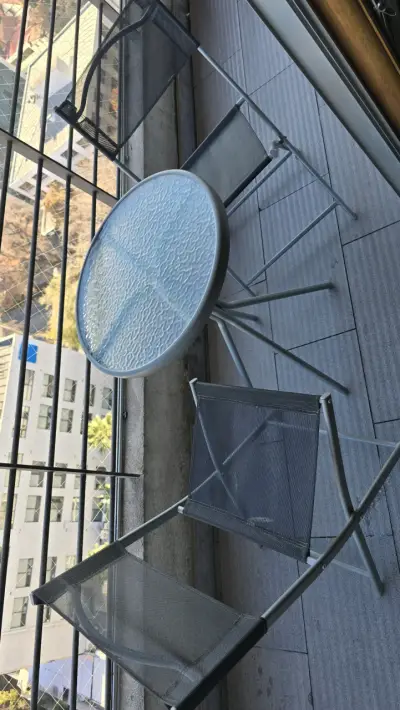 Juego de mesa y sillas de terraza plegables - miniatura 1