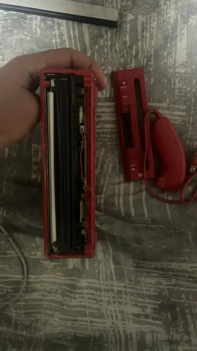 Consola Nintendo Wii roja con accesorios - miniatura 3