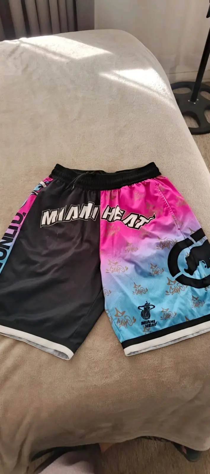 Shorts deportivos Miami Heat multicolor - 1