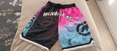 Shorts deportivos Miami Heat multicolor - miniatura 4