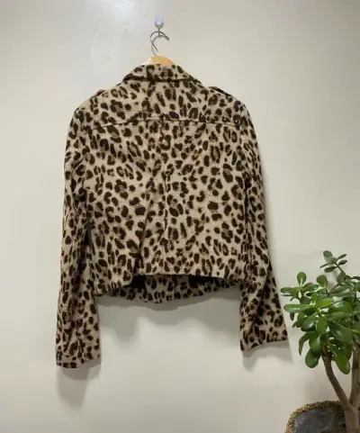 Chaqueta de mujer con estampado animal print Alani - miniatura 3