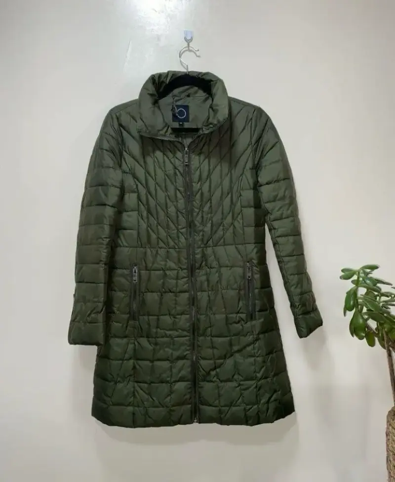 Abrigo acolchado verde para mujer IO - 1