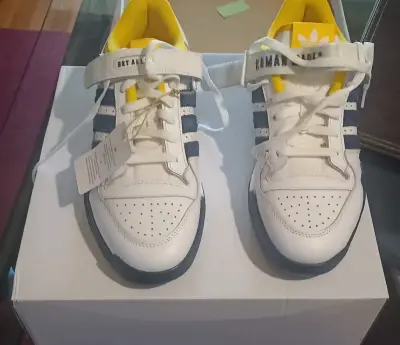Zapatillas Adidas Forum Low blancas y amarillas - miniatura 1