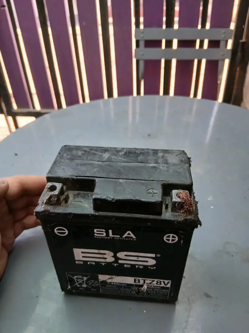 Batería BS BTZ8V 12V 7.4Ah usada - 3