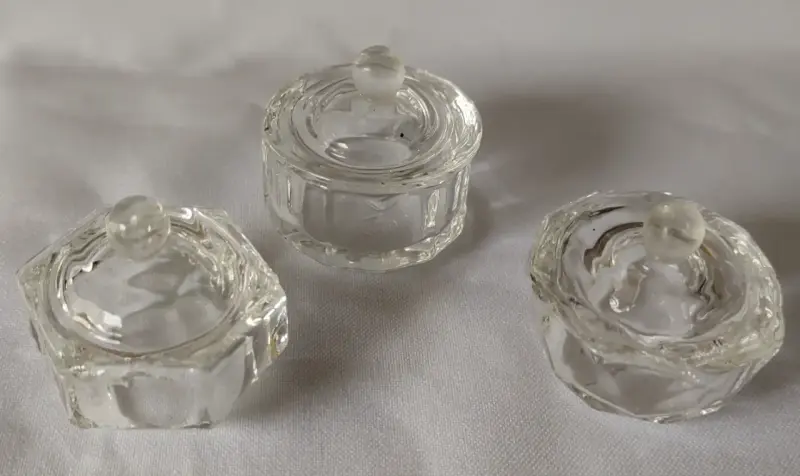 Set de joyeritos de vidrio con tapa - 1