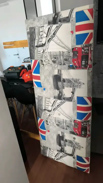 Respaldo de cama con diseño británico - miniatura 2