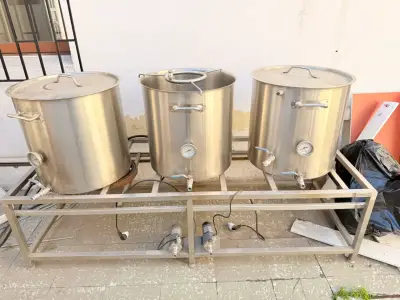 Equipo de cerveza artesanal en acero inox - miniatura 1