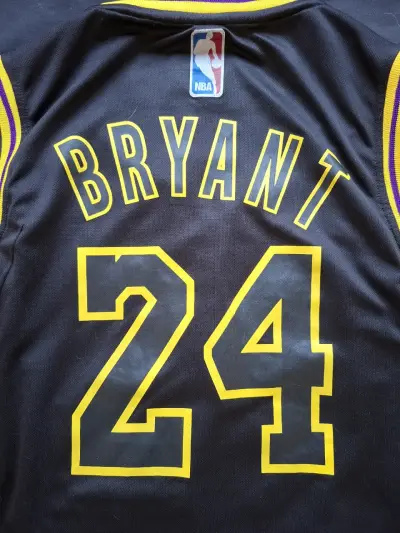 Camiseta NBA Lakers Kobe Bryant negra - miniatura 6