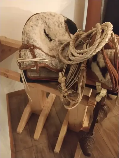 Montura chilena de cuero tradicional - miniatura 3