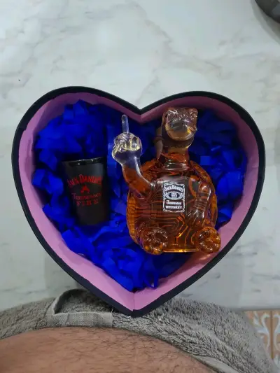 Set de regalo Jack Daniel's con figura de dragón - miniatura 2