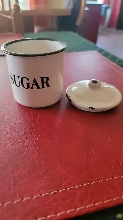 Azucarero vintage de metal esmaltado - miniatura 2