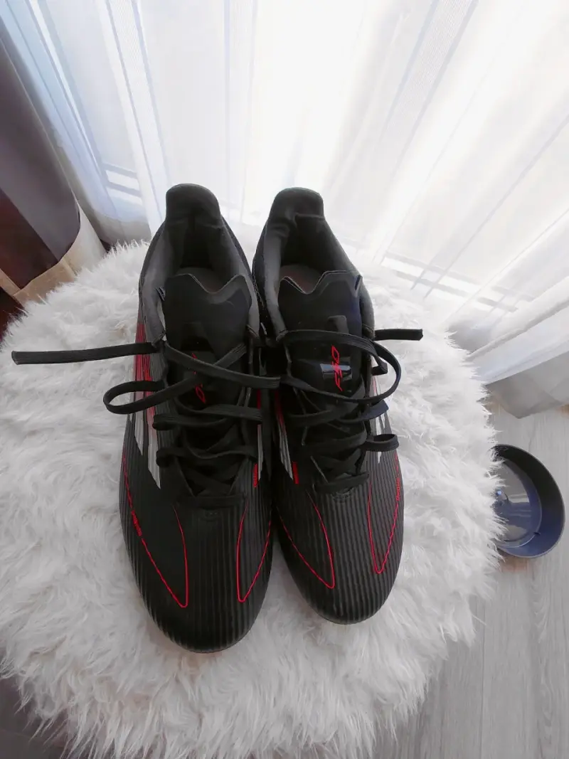 Adidas F50 - 2