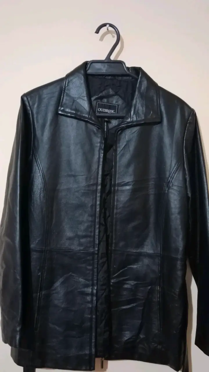 Chaqueta de ecocuero negra Outbrook