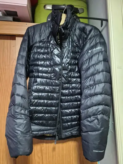 Chaqueta Columbia Omni-Heat negra para invierno - miniatura 1