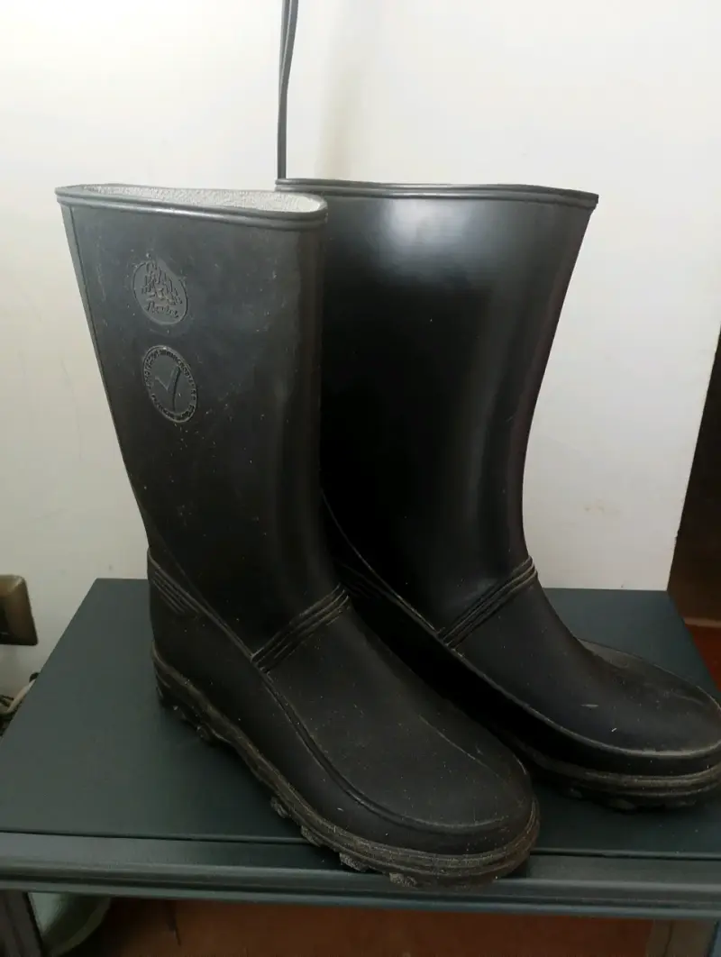 Botas de goma negras para lluvia - 2