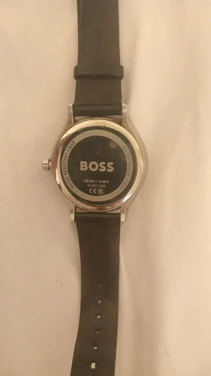 Reloj Hugo Boss negro clásico - 3
