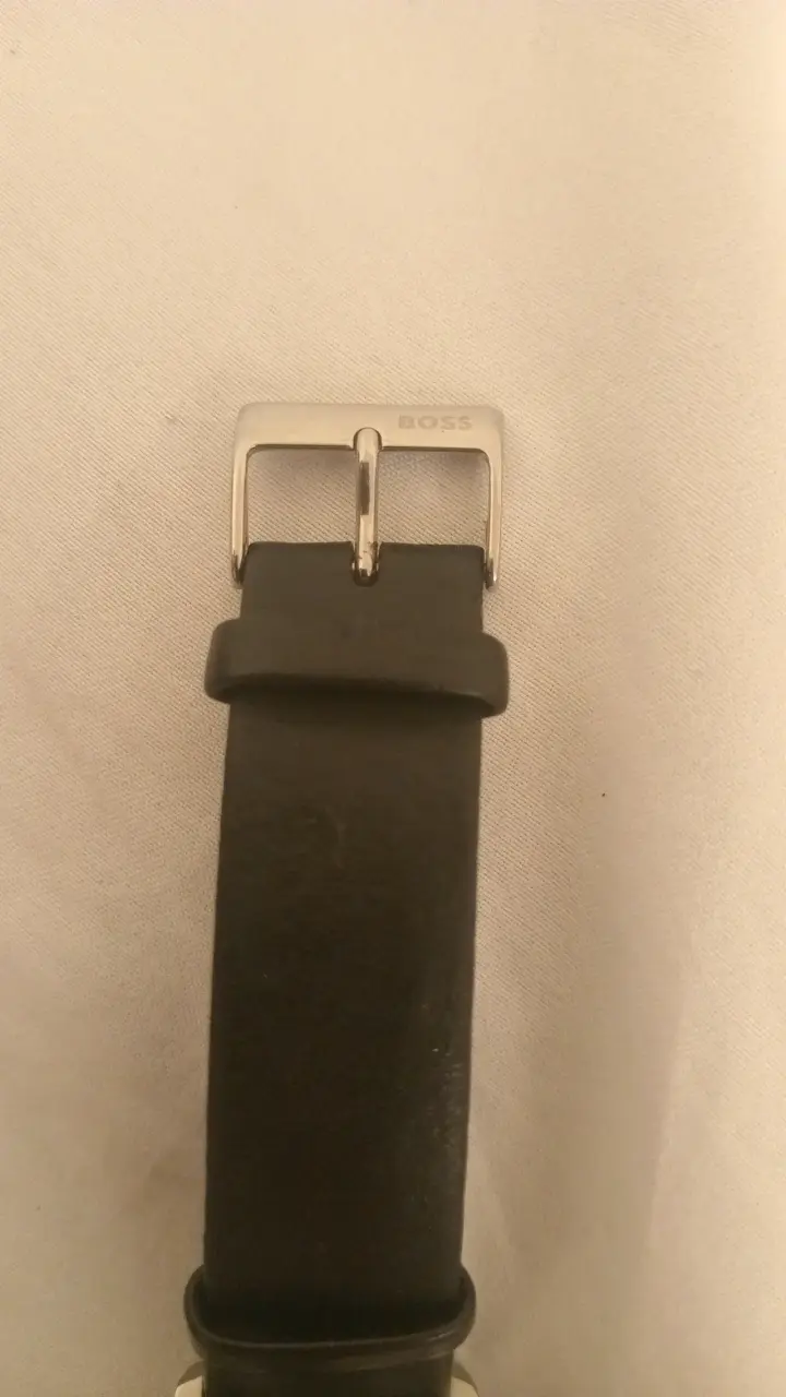 Reloj Hugo Boss negro clásico - 4