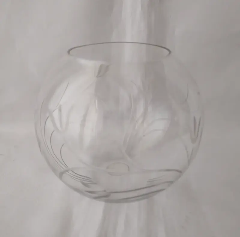 Cuenco de cristal tallado para centro de mesa - 1