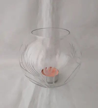 Cuenco de cristal tallado para centro de mesa - miniatura 4