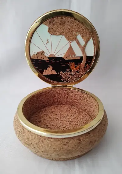 Cajita decorativa de corcho con diseño náutico - miniatura 1