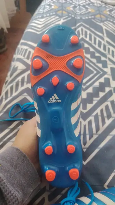 Zapatillas deportivas azules para fútbol - miniatura 3