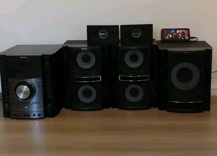Sistema de sonido Sony con pantalla LCD - 4