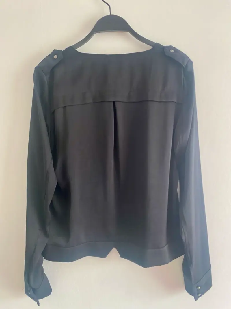 Blusa Negra - 2