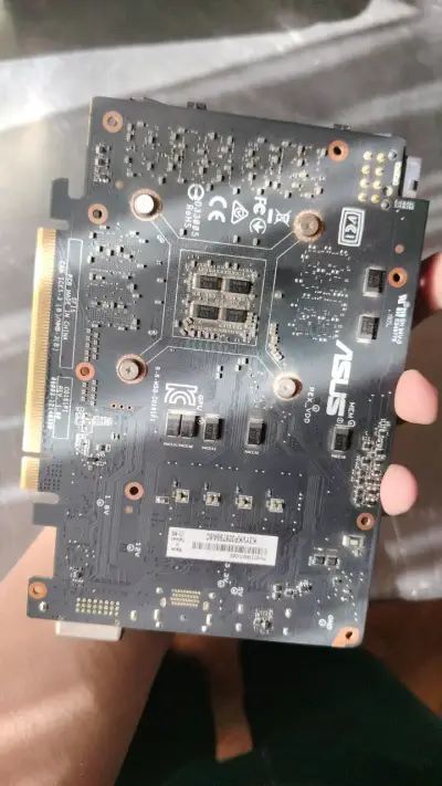 Tarjeta gráfica ASUS GeForce GTX 1660 Ti 6GB - miniatura 4