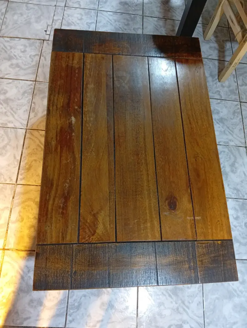 Mesa de centro rústica de madera - 3