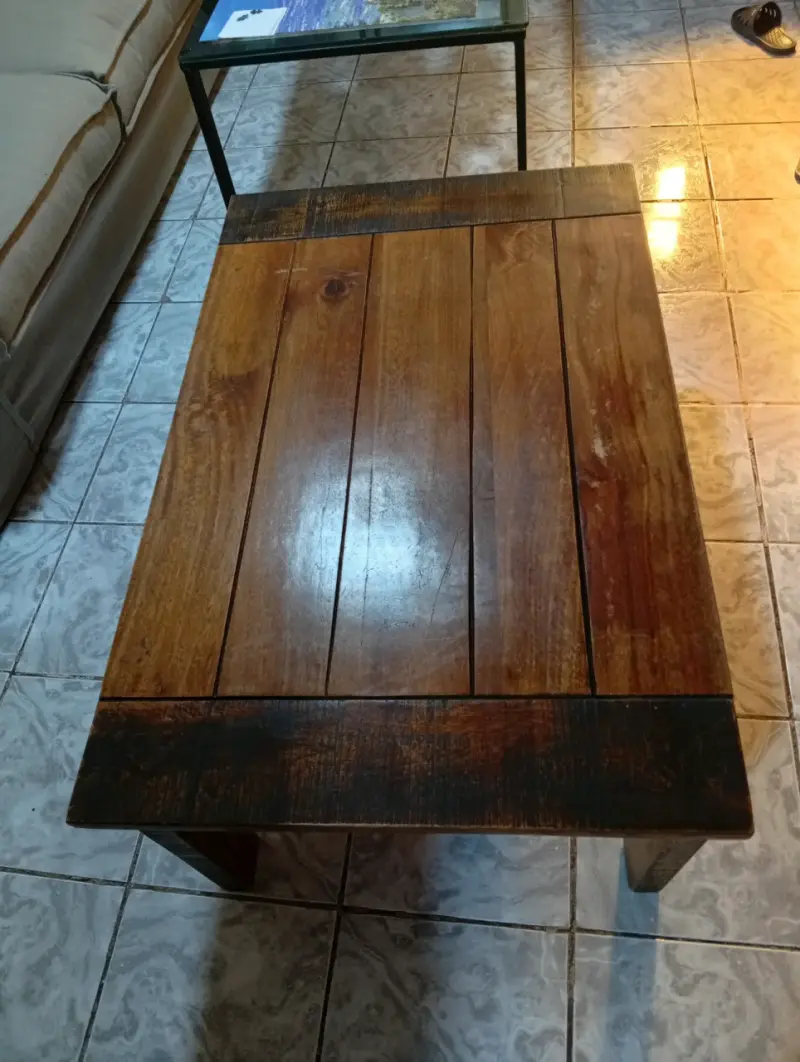 Mesa de centro rústica de madera - 4