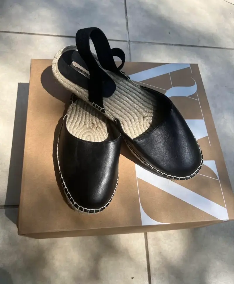 ZARA Alpargatas negras con cinta