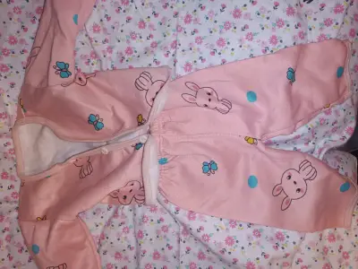 Ropita de bebe 0-3 meses - miniatura 5