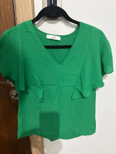 Blusa verde Alaniz talla pequeña - miniatura 1