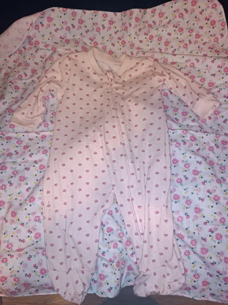 Enterito de bebé blanco con estampado floral - 2