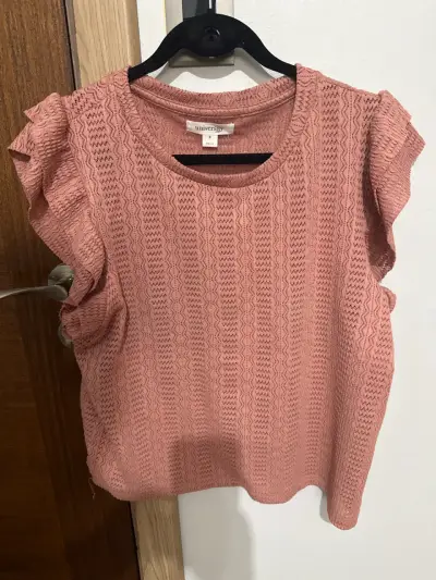 Blusa rosa con volantes University - miniatura 1