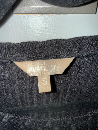Suéter negro de mujer talla S - miniatura 2
