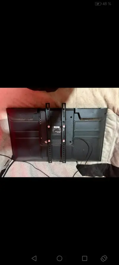 Televisor LED de pantalla plana - miniatura 2