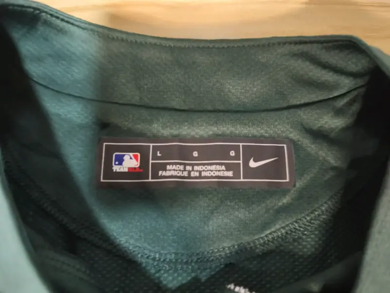 Polera Nike Southside Sox verde - 3