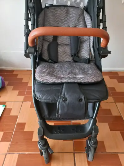 Coche de bebé Infanti con manillar ajustable - miniatura 2