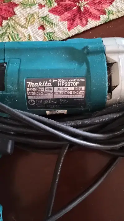 Taladro eléctrico Makita con cable - miniatura 3