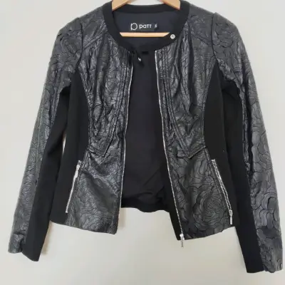 Chaqueta negra de cuero sintético Patt - miniatura 1