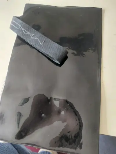 Neceser negro MAC con cierre - miniatura 2