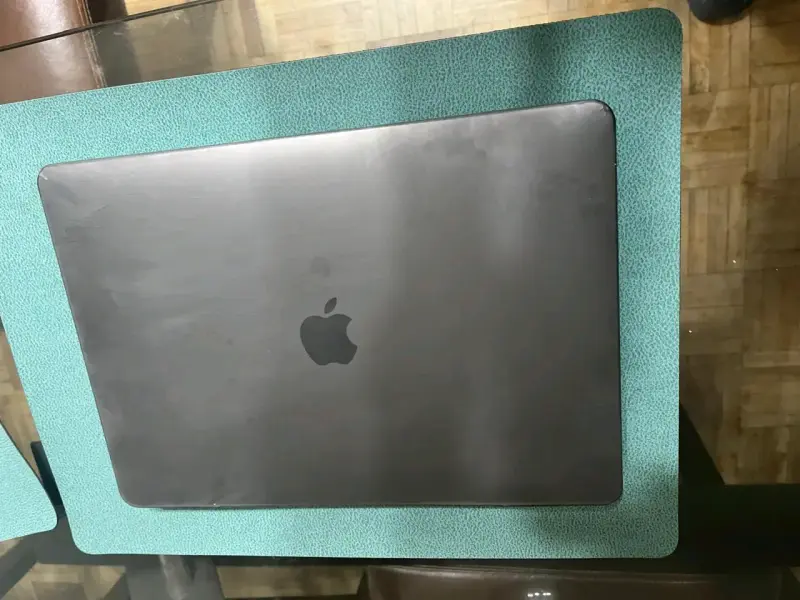 MacBook Pro en buen estado - 1