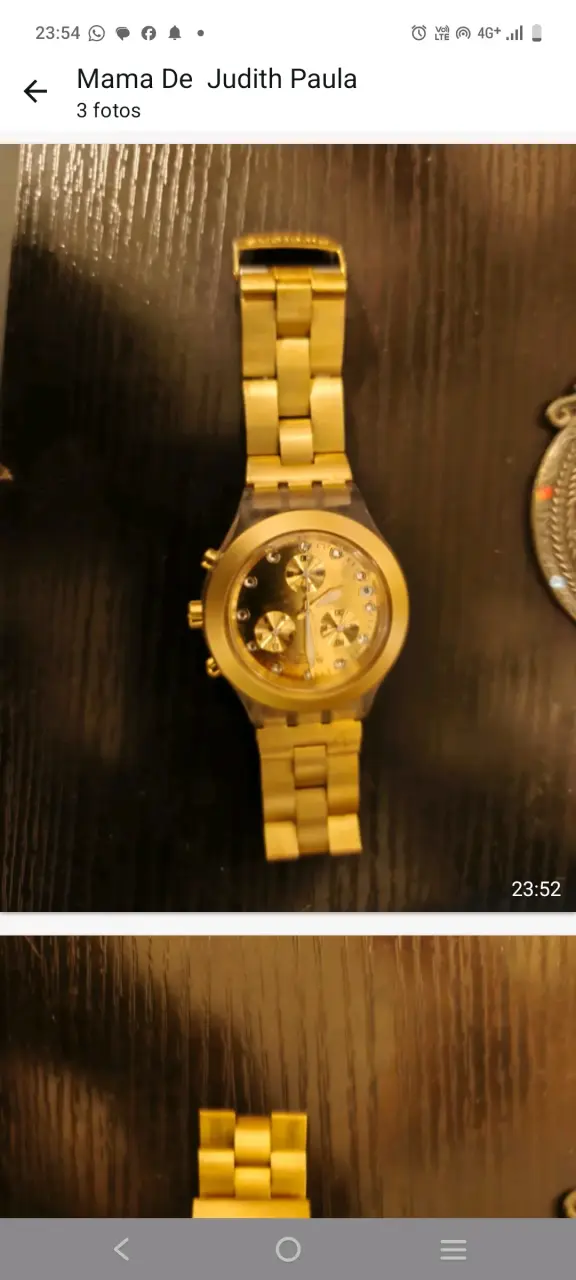 Reloj dorado con cronógrafo elegante
