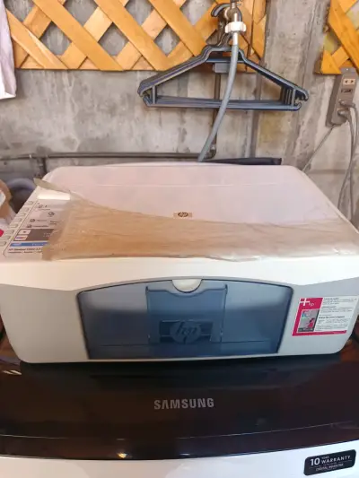 Impresora HP Deskjet F380 All-in-One - miniatura 1