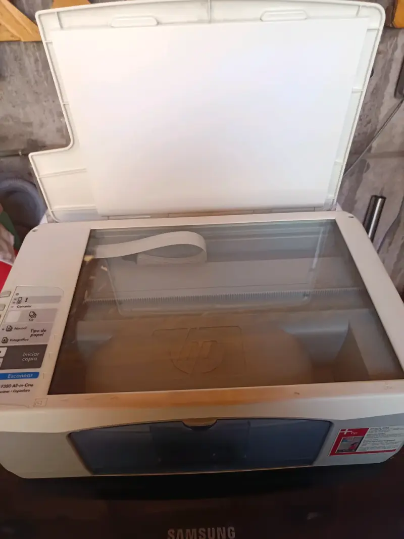 Impresora HP Deskjet F380 All-in-One - 4
