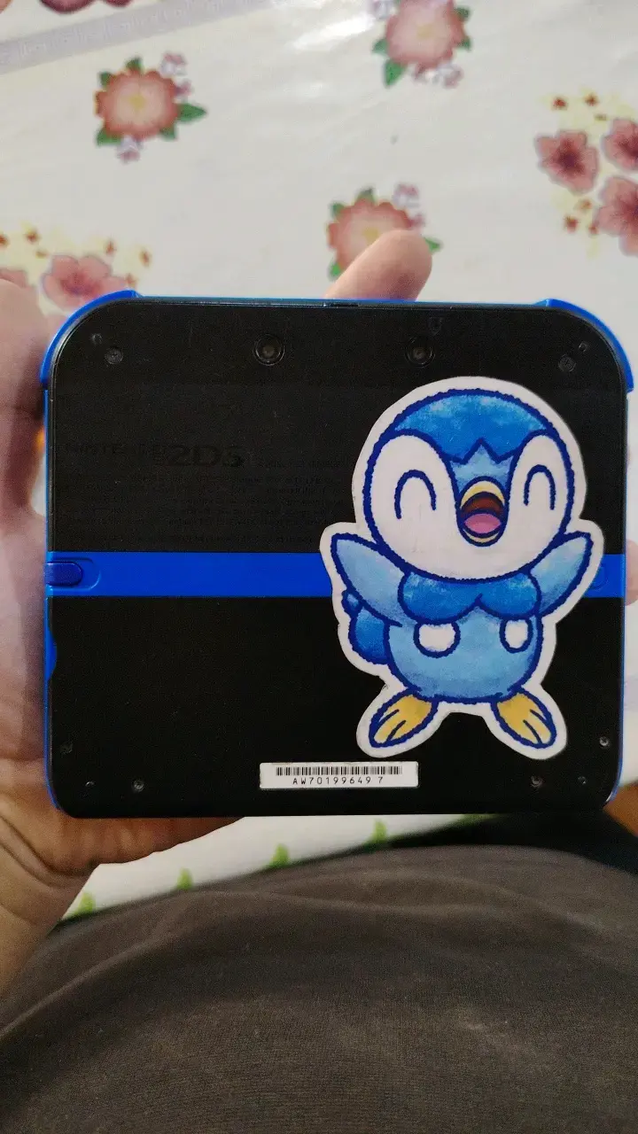Consola portátil Nintendo 2DS con magia - 3
